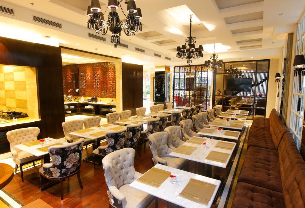 Cinnamon Hotel Boutique Syariah Tutugan Exterior photo